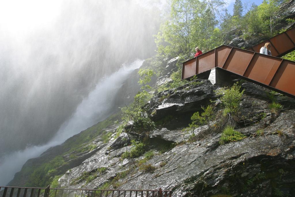 Sauda Fjord Camping Saudasjøen エクステリア 写真